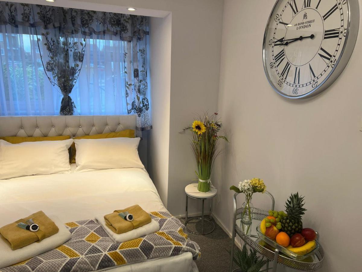 Apartment Luxe Free Wifi, Free Parking, Free Netflix Friern Barnet Ngoại thất bức ảnh