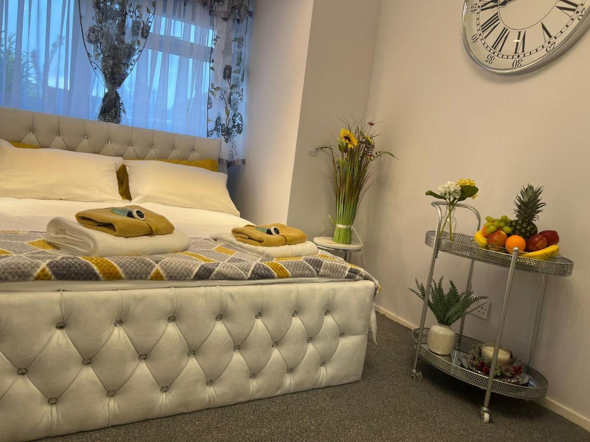 Apartment Luxe Free Wifi, Free Parking, Free Netflix Friern Barnet Ngoại thất bức ảnh