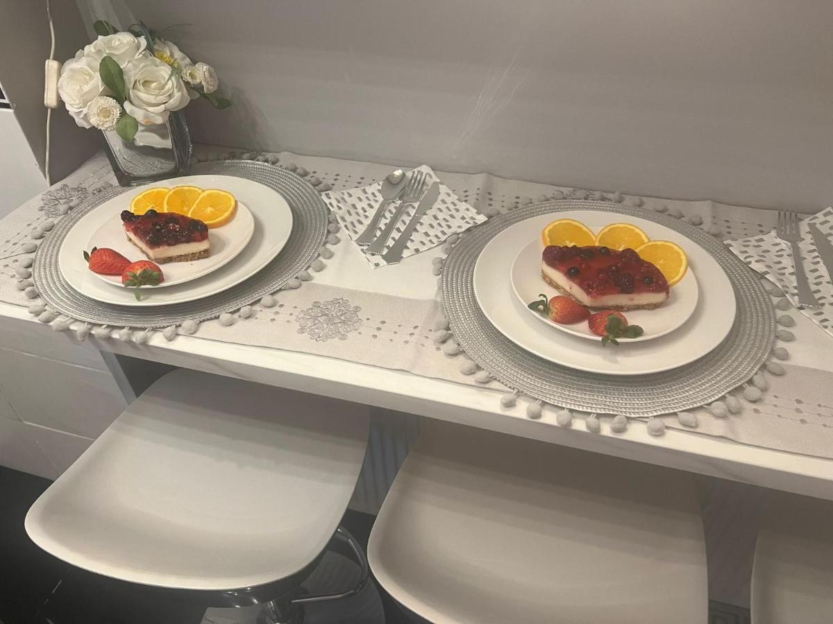 Apartment Luxe Free Wifi, Free Parking, Free Netflix Friern Barnet Ngoại thất bức ảnh