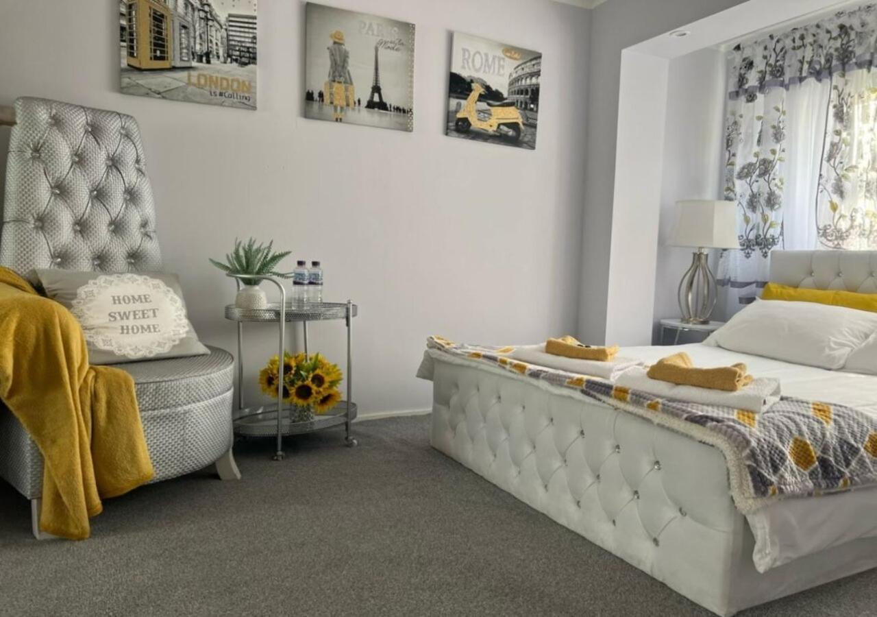 Apartment Luxe Free Wifi, Free Parking, Free Netflix Friern Barnet Ngoại thất bức ảnh